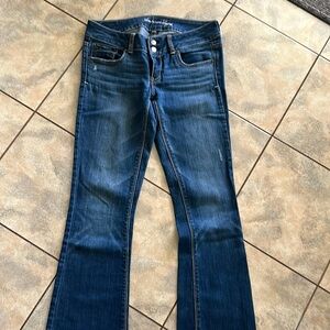 EUC AMERICAN EAGLE OUTFITTERS 4 Long